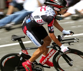 开云官网-冰河世纪，2026世界杯复仇之战，布罗佐维奇为韩国撕开英格兰的钢铁防线