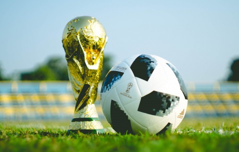 世界杯2026-东方旋风席卷绿茵，2026世界杯半决赛，越南压制西班牙，贝林厄姆独木难支